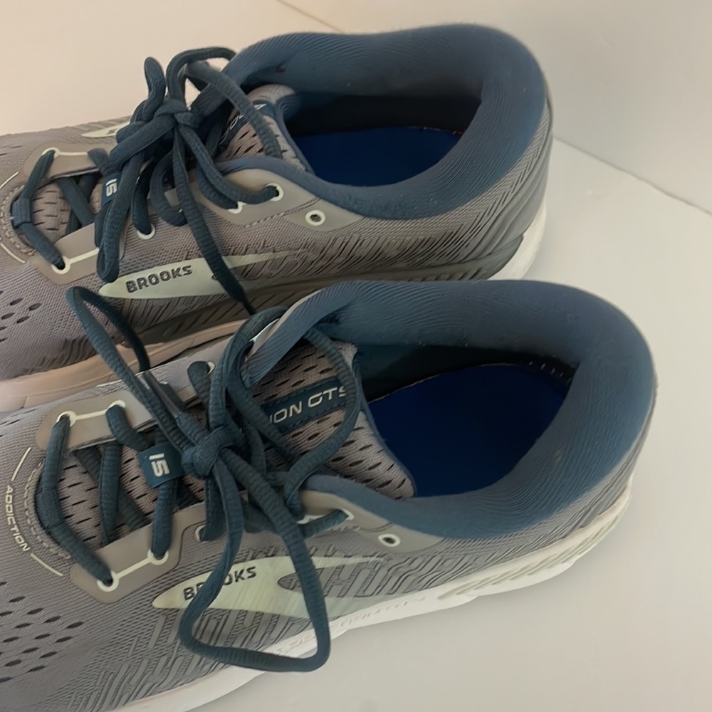 Brooks Addiction Running Shoes GTS 15 Women’s Wide 11.5D - Picture 3 of 6